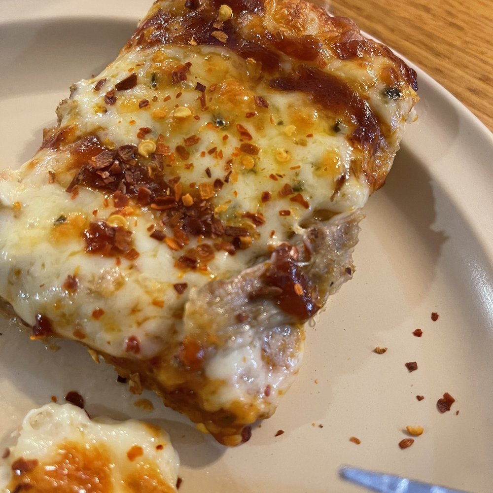 Boss' Pizza & Chicken - Slice of pulled pig pizza - Pizza Near Me - Keystone, South Dakota Boss' Pizza & Chicken - Slice of pulled pig pizza - Pizza Near Me - Keystone, South Dakota