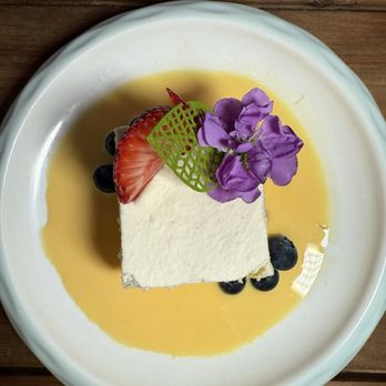 Squires Gastro Pub - Tres Leches Cake - Sports Bars Near Me - Burlington, Ontario
