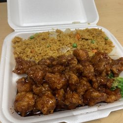 Happy House - General Tso's Chicken and Fried Rice