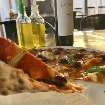 Dodici Pizzeria - Great slice! - Pizza Near Me - Sacramento, California Dodici Pizzeria - Great slice! - Pizza Near Me - Sacramento, California