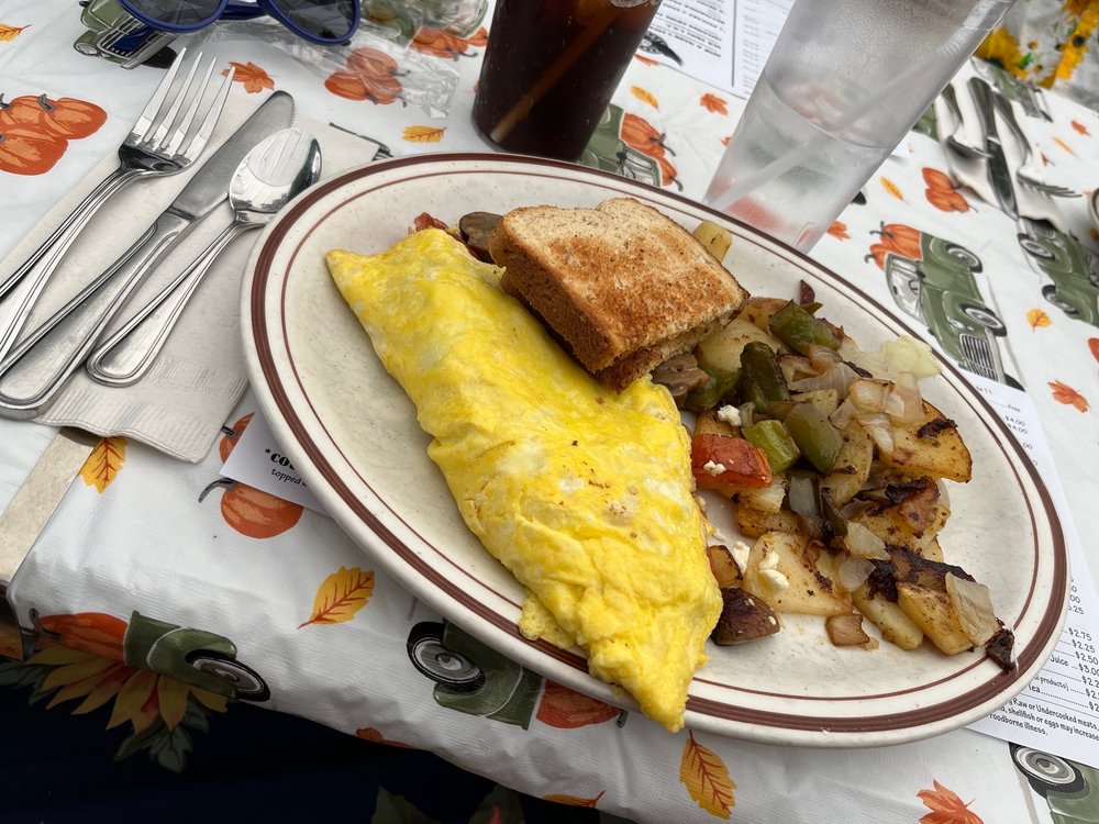 Food from David's Diner