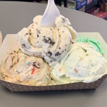 Anderson's Ice Cream Shoppe - Forest Lake - Flight of Candy Apple, Haystack, Pistachio Almond, Key Lime Pie, and Coconut Explosion - Ice Cream & Frozen Yogurt Near Me - Forest Lake, Minnesota