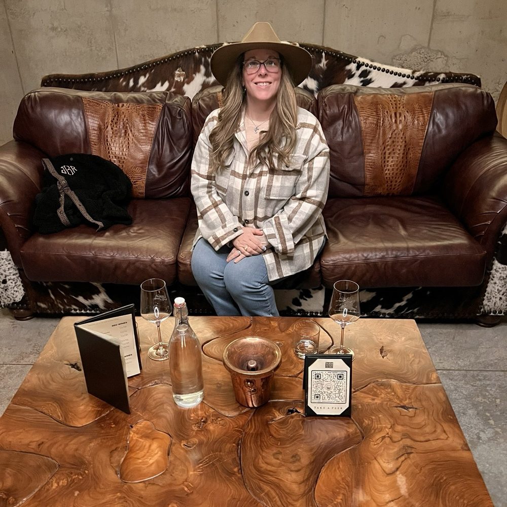 Slate Theory Winery - Cave tasting - Wine Tasting Room Near Me - Fredericksburg, Texas