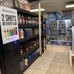 Gulfport Liquors and Pepperz Bar