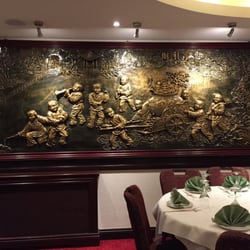 Go Sing Chinese Restaurant - Decor helped the ambiance