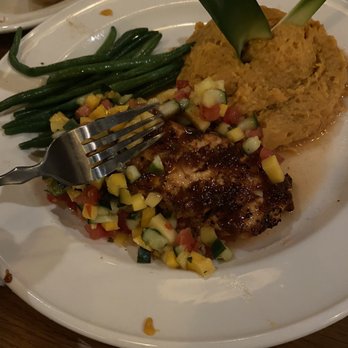 Bahama Breeze - Salmon with puréed yam and mango - Latin American Near Me - Charleston, South Carolina Bahama Breeze - Salmon with puréed yam and mango - Latin American Near Me - Charleston, South Carolina