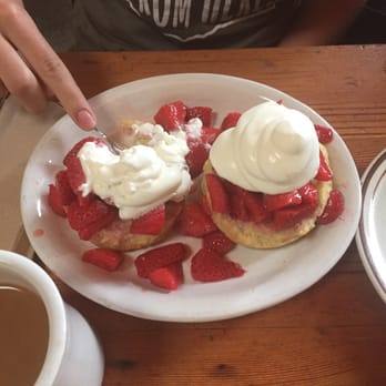 Pine State Biscuits - Strawberries - Southern Near Me - Portland, Oregon Pine State Biscuits - Strawberries - Southern Near Me - Portland, Oregon