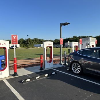 Tesla Supercharger - The nicest charger we have ever been to. - EV Charging Stations Near Me - Halifax, North Carolina Tesla Supercharger - The nicest charger we have ever been to. - EV Charging Stations Near Me - Halifax, North Carolina