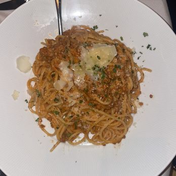 Henry's Palm Beach - Spaghetti Bolognese - Bars Near Me - Palm Beach, Florida Henry's Palm Beach - Spaghetti Bolognese - Bars Near Me - Palm Beach, Florida
