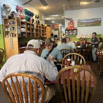 Everett Street Diner - Diners Near Me - Bryson City, North Carolina Everett Street Diner - Diners Near Me - Bryson City, North Carolina