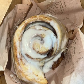 Badash Bakes - Cinnamon Roll - Bakeries Near Me - Pasadena, California