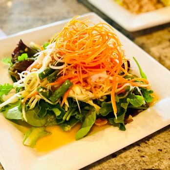 Thai Chilli Pepper Oakfield - a plate of salad - Thai Near Me - Brandon, Florida