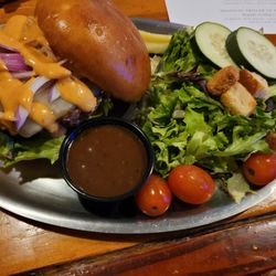 Jordan's Big Ten Pub - House Burger