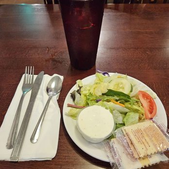 Hillcrest Restaurant - Side salad with iced tea - Breakfast & Brunch Near Me - Las Vegas, New Mexico
