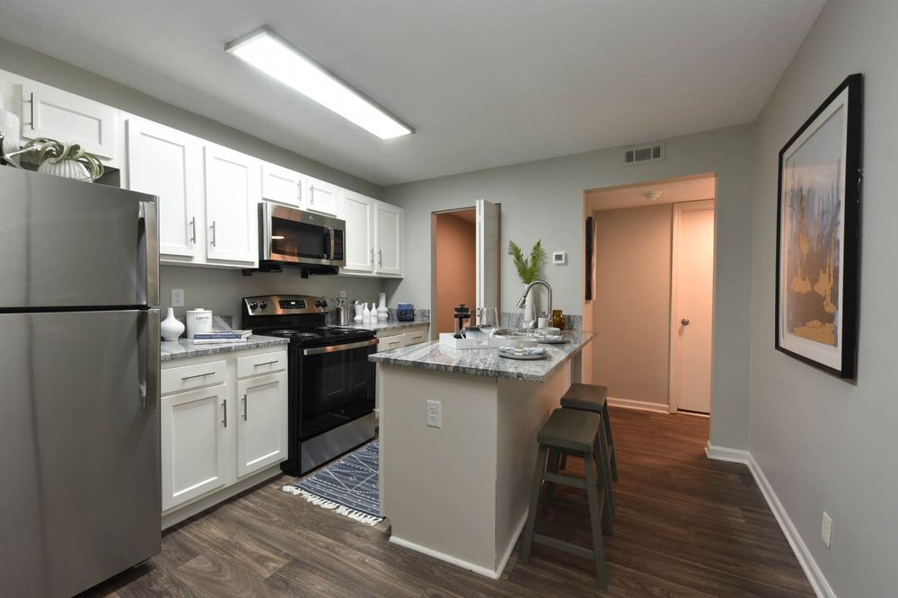 THE WHITLEY APARTMENT HOMES Updated July 2024 32 Photos 2106