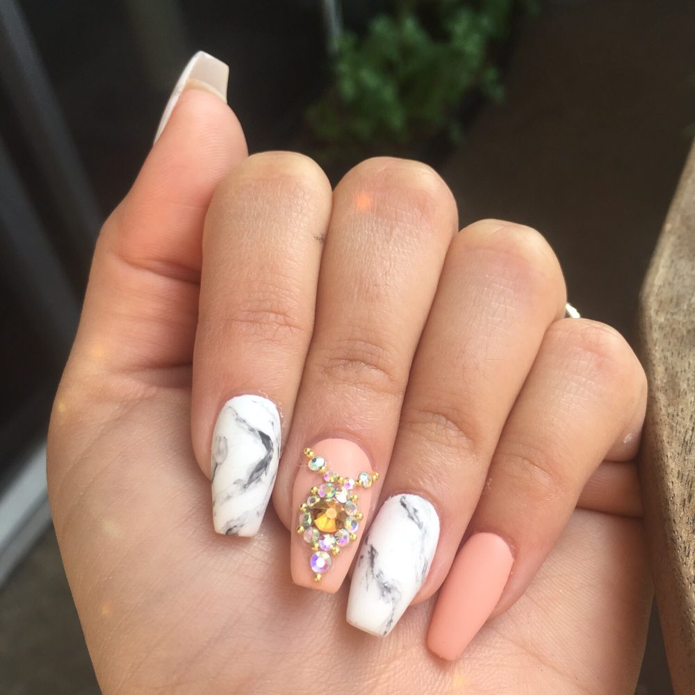 We Nails - Waxing Near Me - Northridge, California