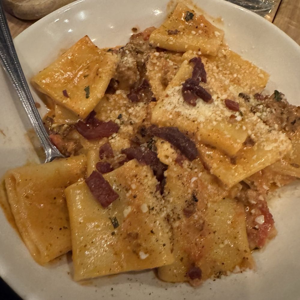Gia Mia - Paccheri Vodka - Pizza Near Me - Downers Grove, Illinois Gia Mia - Paccheri Vodka - Pizza Near Me - Downers Grove, Illinois