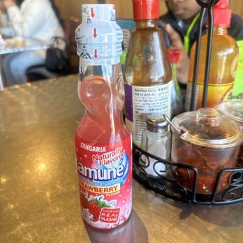 NOM NOM NOODLES - Updated December 2024 - 285 Photos & 387 Reviews