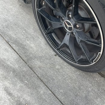 Tommy's Express® Car Wash - No tire shine - Car Wash Near Me - Hutto, Texas Tommy's Express® Car Wash - No tire shine - Car Wash Near Me - Hutto, Texas