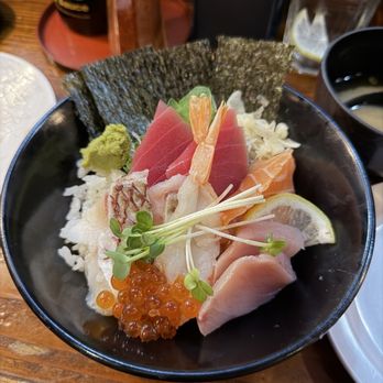 HONDA-YA Tustin - Sashimi Bowl - Sushi Bars Near Me - Tustin, California