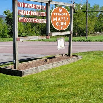 Vermont Maple Outlet - a sign for maple syrup - Farmers Market Near Me - Jeffersonville, Vermont