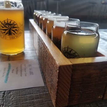 7 Seas Brewing - Oooh look at that selection! More flavors than a dog that collects leashes - Breweries Near Me - Tacoma, Washington