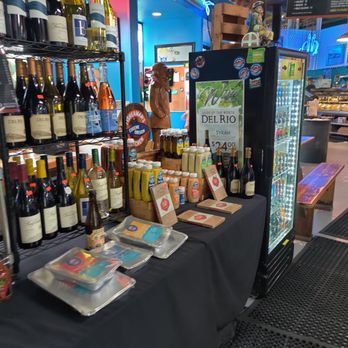 Fisherman's Market - Merchandise by the side entrance - Seafood Near Me - Eugene, Oregon
