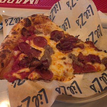 Lil Z's Pizza - Pizza Near Me - Ottawa, Ontario Lil Z's Pizza - Pizza Near Me - Ottawa, Ontario