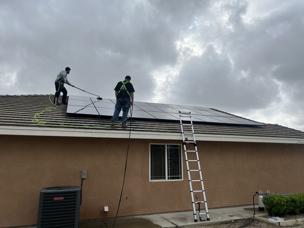 IONIC SOLAR CLEANING Fontana, California Solar Panel Cleaning