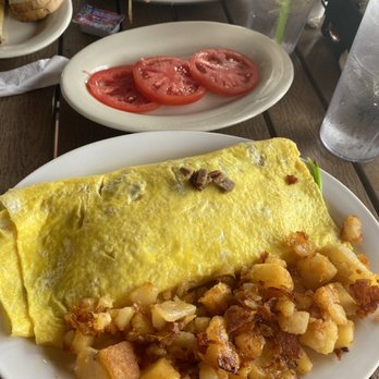 Beacon Restaurant - House Special Omelette (add spinach) w home fries and sliced tomatoes - Breakfast & Brunch Near Me - New Smyrna Beach, Florida Beacon Restaurant - House Special Omelette (add spinach) w home fries and sliced tomatoes - Breakfast & Brunch Near Me - New Smyrna Beach, Florida
