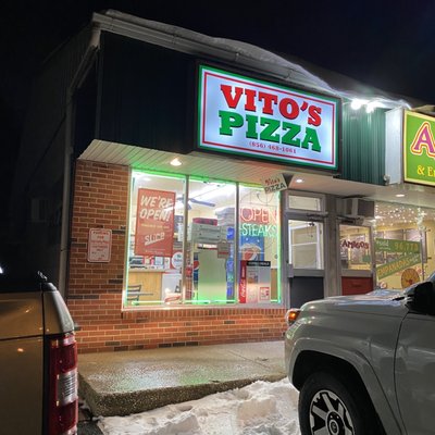 Vito's Pizza by null