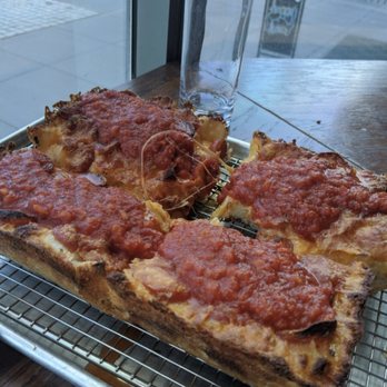 Red Light - Pepperoni pizza - Bars Near Me - Washington, DC, District of Columbia