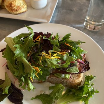 Thomas Hill Organics - Avocado & Bacon Toast - New American Near Me - Paso Robles, California Thomas Hill Organics - Avocado & Bacon Toast - New American Near Me - Paso Robles, California