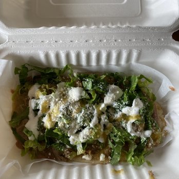 Boni's Tacos - Huarache with chili verde - Mexican Near Me - Cambria, California Boni's Tacos - Huarache with chili verde - Mexican Near Me - Cambria, California