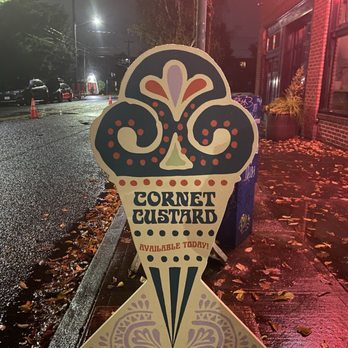 Cornet Custard - Sign out front - Ice Cream & Frozen Yogurt Near Me - Portland, Oregon