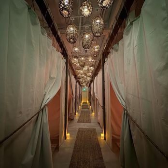 The NOW Massage Phoenix Camelback - Journey room - Massage Near Me - Phoenix, Arizona