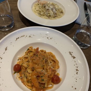 Costa Sorrento - Pizza Near Me - Markham, Ontario Costa Sorrento - Pizza Near Me - Markham, Ontario
