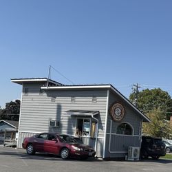 Swell Coffee - Exterior