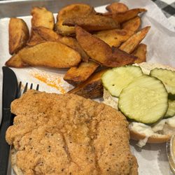 Broasted Brothers Chicken - Gf chx sandwich