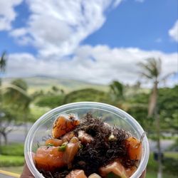 Don Don Donki - Salmon Limu Poke