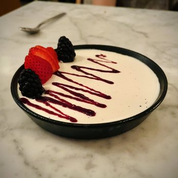L'Accolade - French Near Me - New York, New York L'Accolade - French Near Me - New York, New York