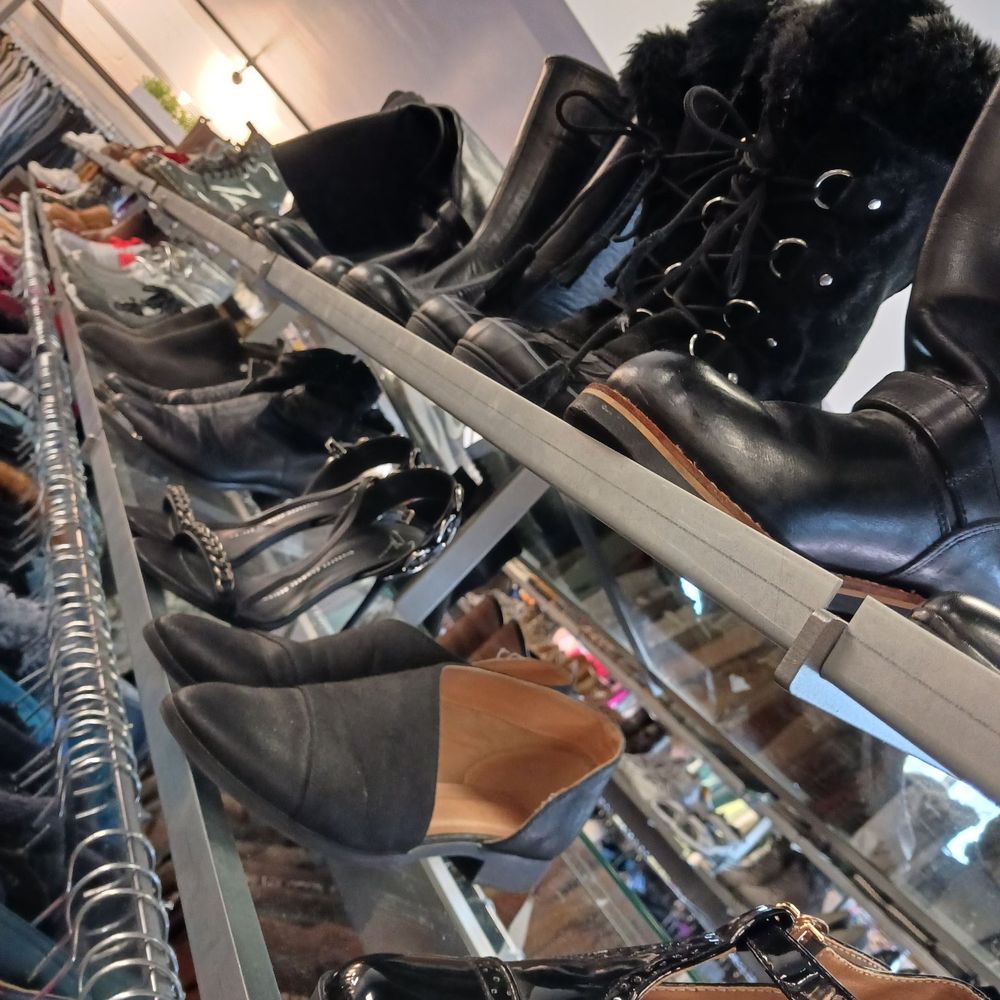 Uptown Cheapskate - Shoes - Used, Vintage & Consignment Near Me - Boise, Idaho