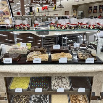 Buc-ee's - Fudge - Gas Stations Near Me - Daytona Beach, Florida Buc-ee's - Fudge - Gas Stations Near Me - Daytona Beach, Florida