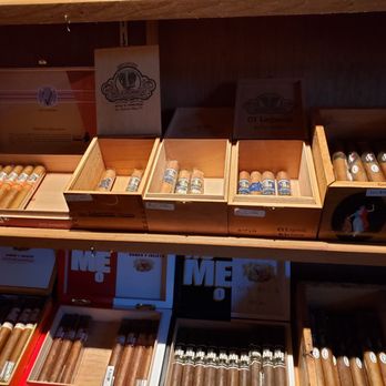 Jake's Cigar Bar - Cigar Bars Near Me - Nicholasville, Kentucky Jake's Cigar Bar - Cigar Bars Near Me - Nicholasville, Kentucky