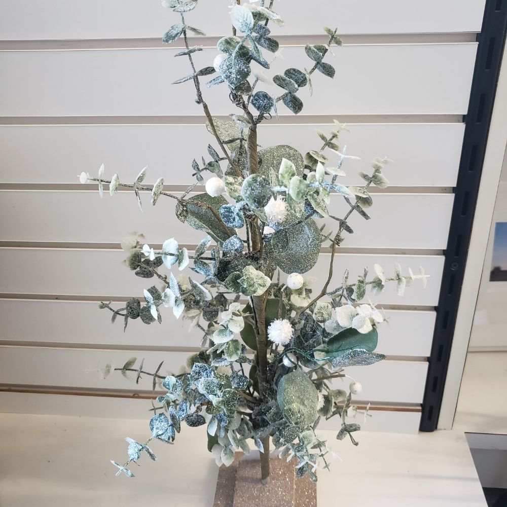 THE BLUE ORCHID Updated August 2024 595 Photos & 11 Reviews 67365 S Main St, Richmond