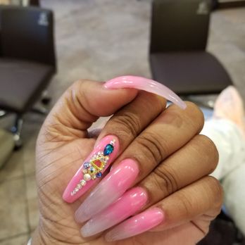 Q Nails & Spa - Nail Salons Near Me - Riverside, Illinois