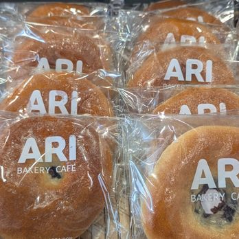 Ari Bakery Cafe - Red bean bread and donuts - Bakeries Near Me - Lauderhill, Florida