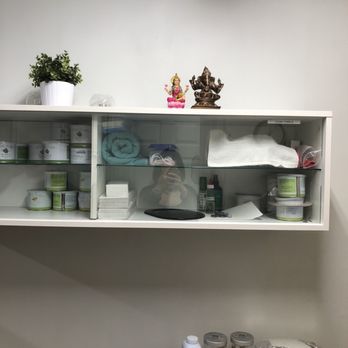 Hemangini Beauty Care - Perfect atmosphere, private room for waxing - Skin Care Near Me - Northridge, California Hemangini Beauty Care - Perfect atmosphere, private room for waxing - Skin Care Near Me - Northridge, California