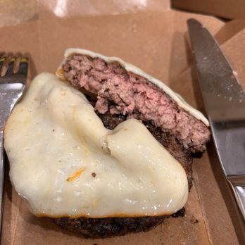 Everybody's Brewing - This is a well done burger? - Brewpubs Near Me - White Salmon, Washington Everybody's Brewing - This is a well done burger? - Brewpubs Near Me - White Salmon, Washington