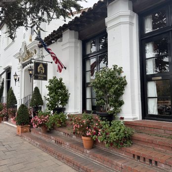 Cypress Inn - Hotels Near Me - Carmel by the Sea, California